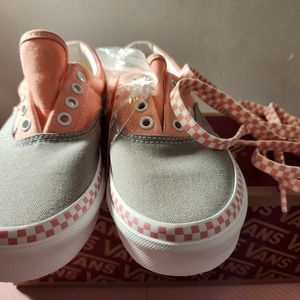 Vans Sneakers